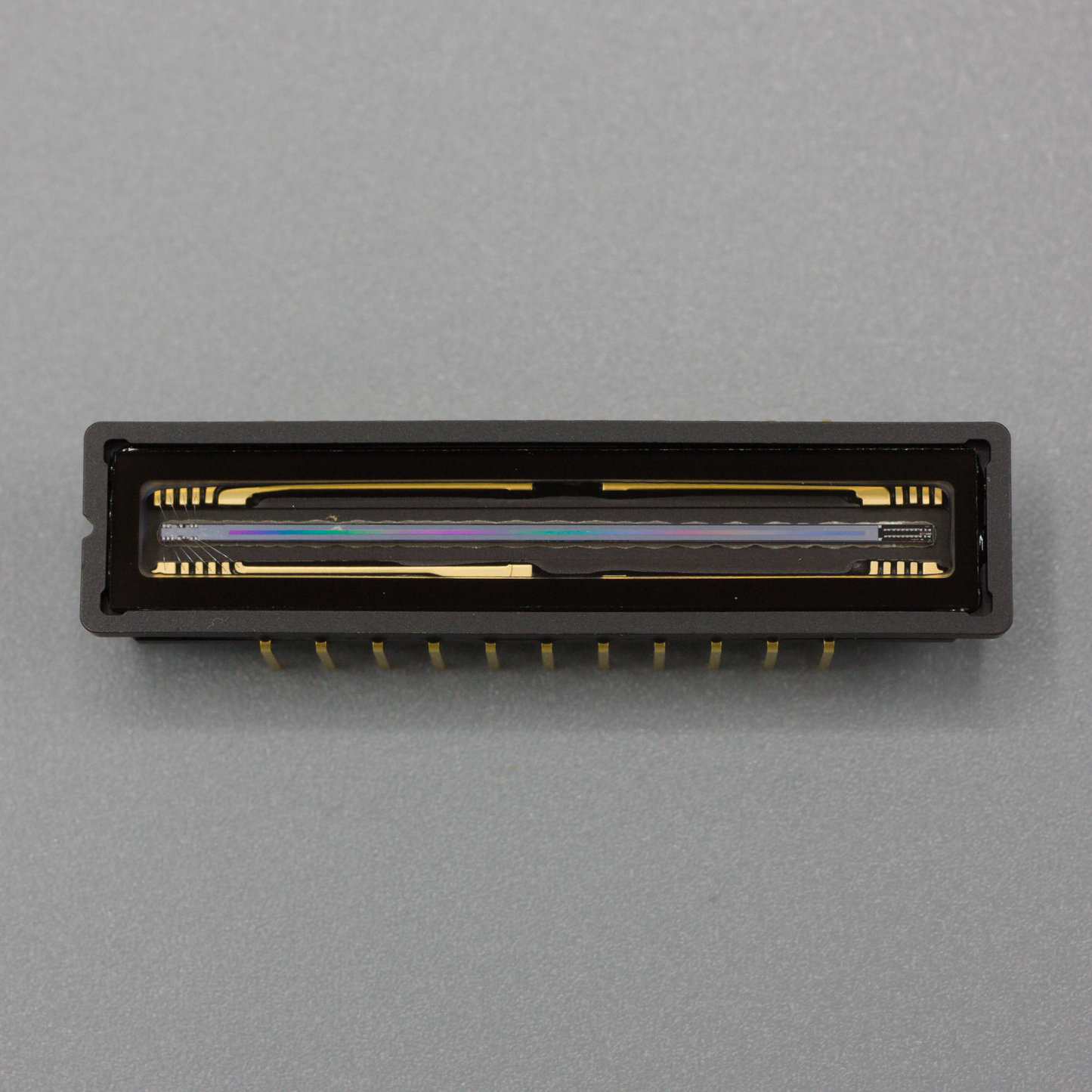 TCD1205DG
